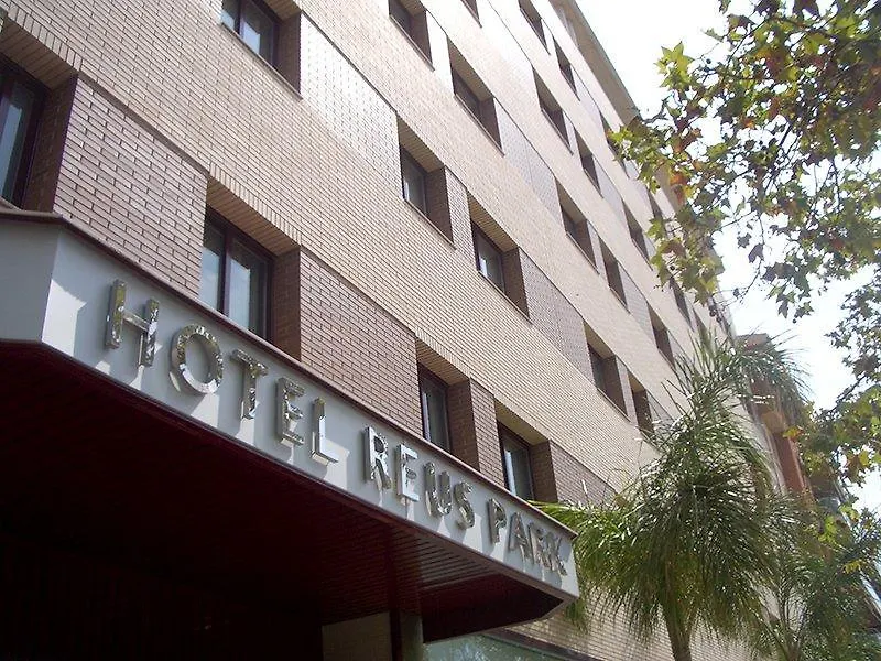 Hotel Reus Park 3*,
