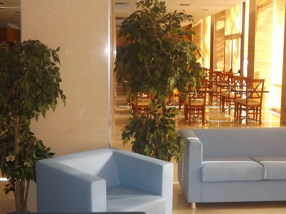 Hotel Reus Park 3*,  İspanya